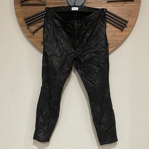 PYTHON 🐍 PRINT PANTS SUPER CUTE